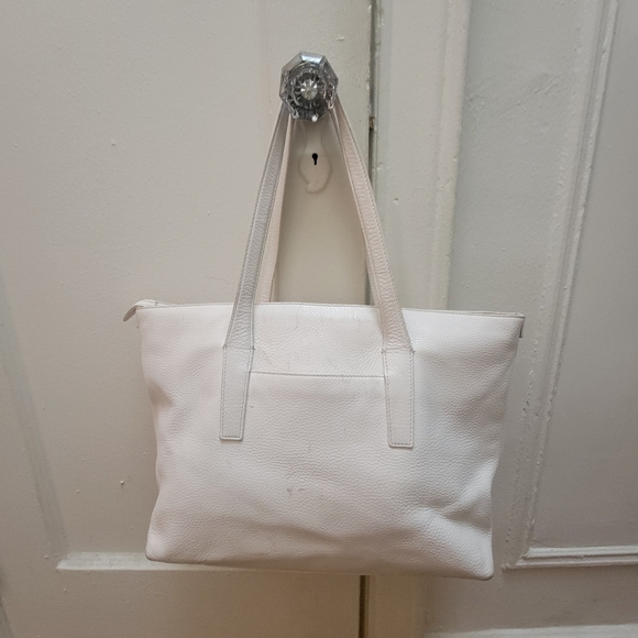 Tory Burch Meyer Plaque Pebbled Cream Leather Tote. Old Money Quiet Luxury. - Picture 2 of 13